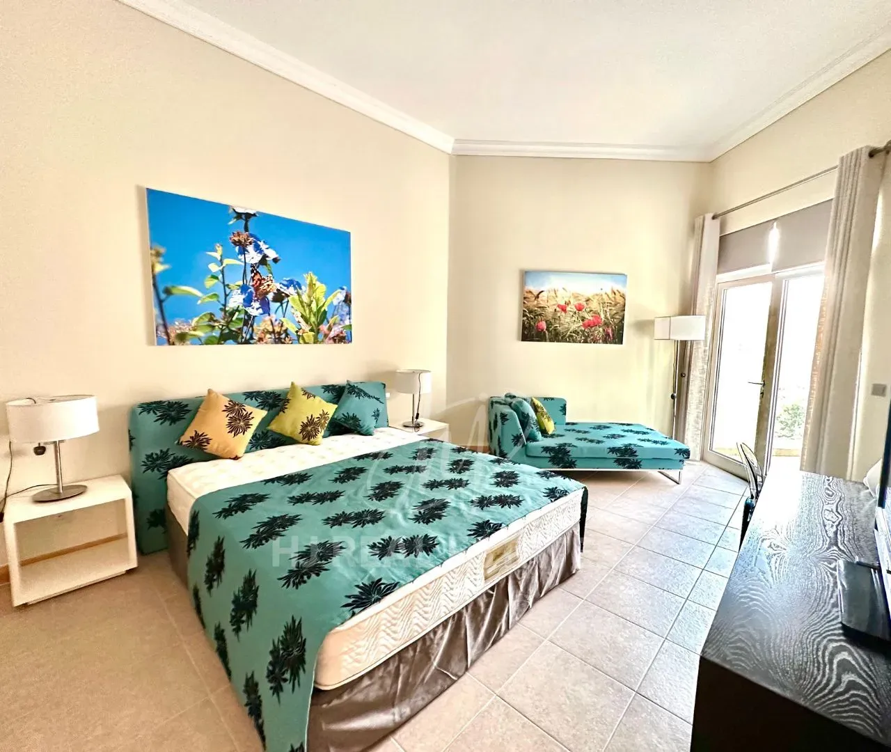 2 Bedroom Fully-Furnished Apartment in Al Das, Palm Jumeirah